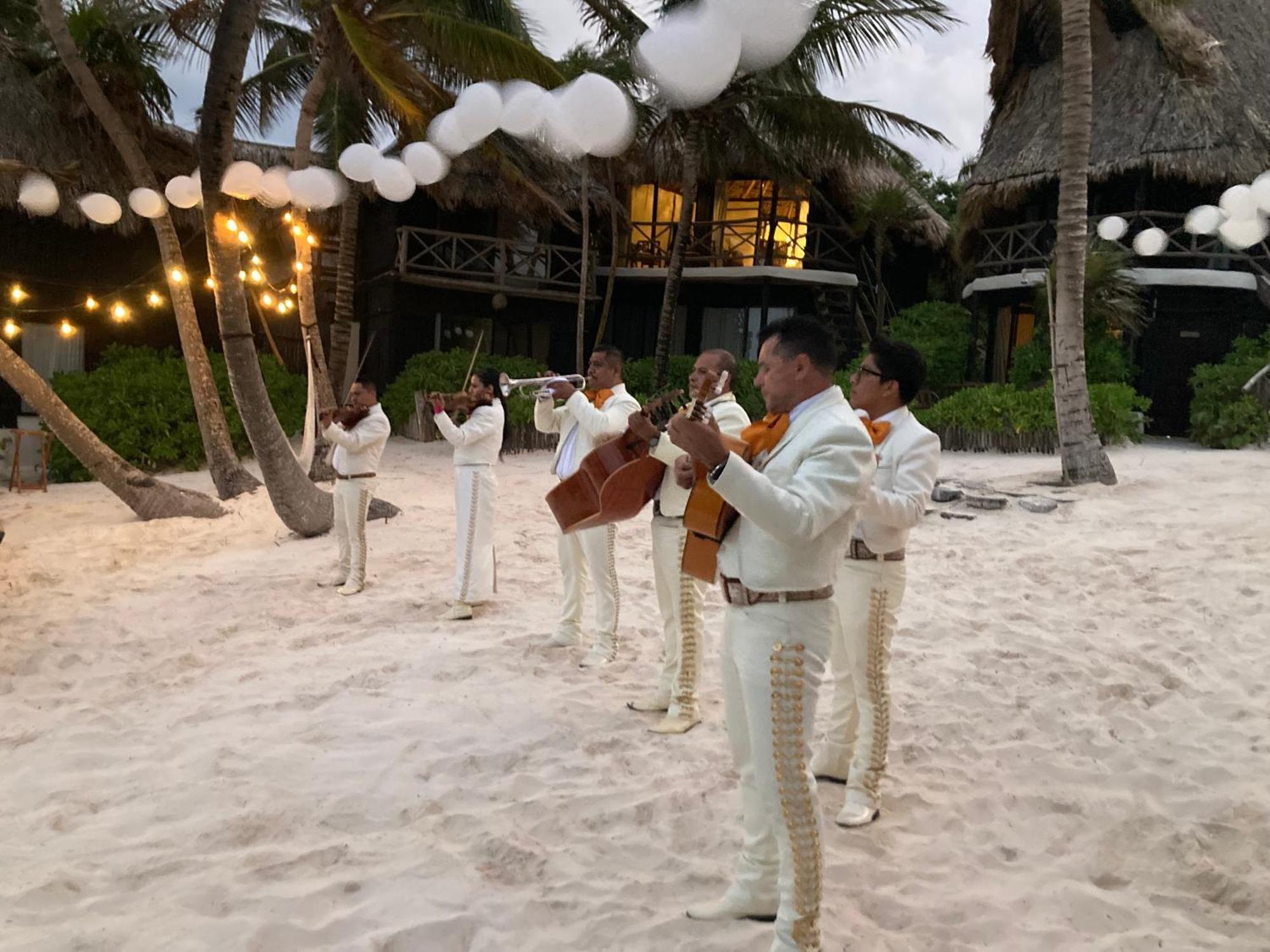Luv Tulum Hotell Eksteriør bilde