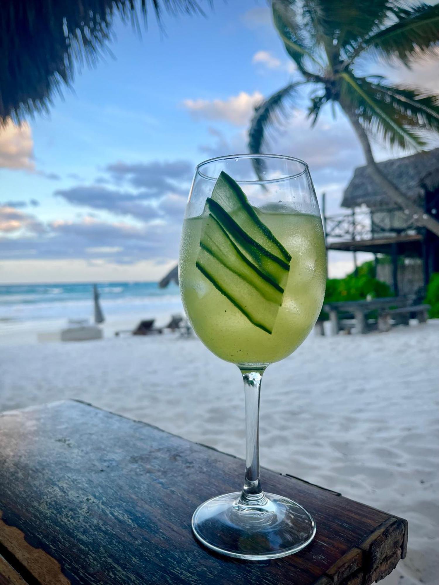 Luv Tulum Hotell Eksteriør bilde